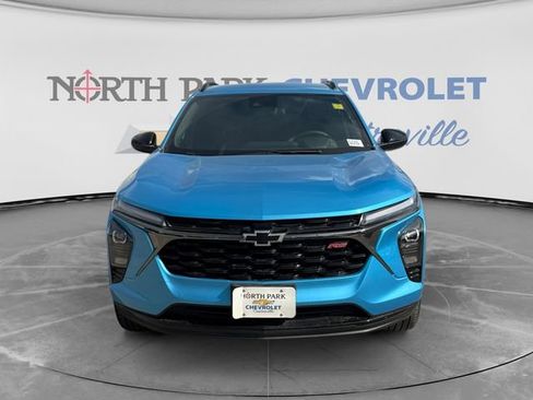 Used 2025 Chevrolet Trax RS w/ Driver Confidence Package FWD image 8