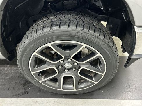 Used 2022 RAM 1500 Laramie AWD/4WD image 8