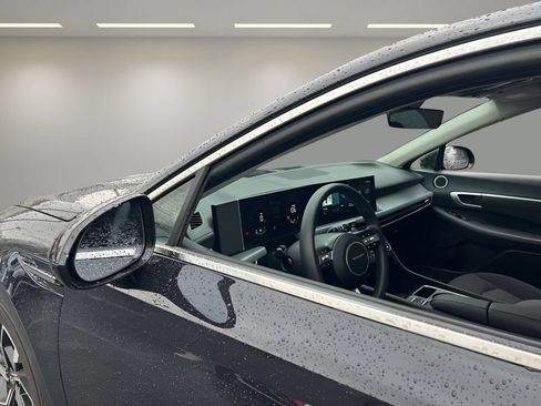 Used 2025 Hyundai Sonata SEL FWD image 25
