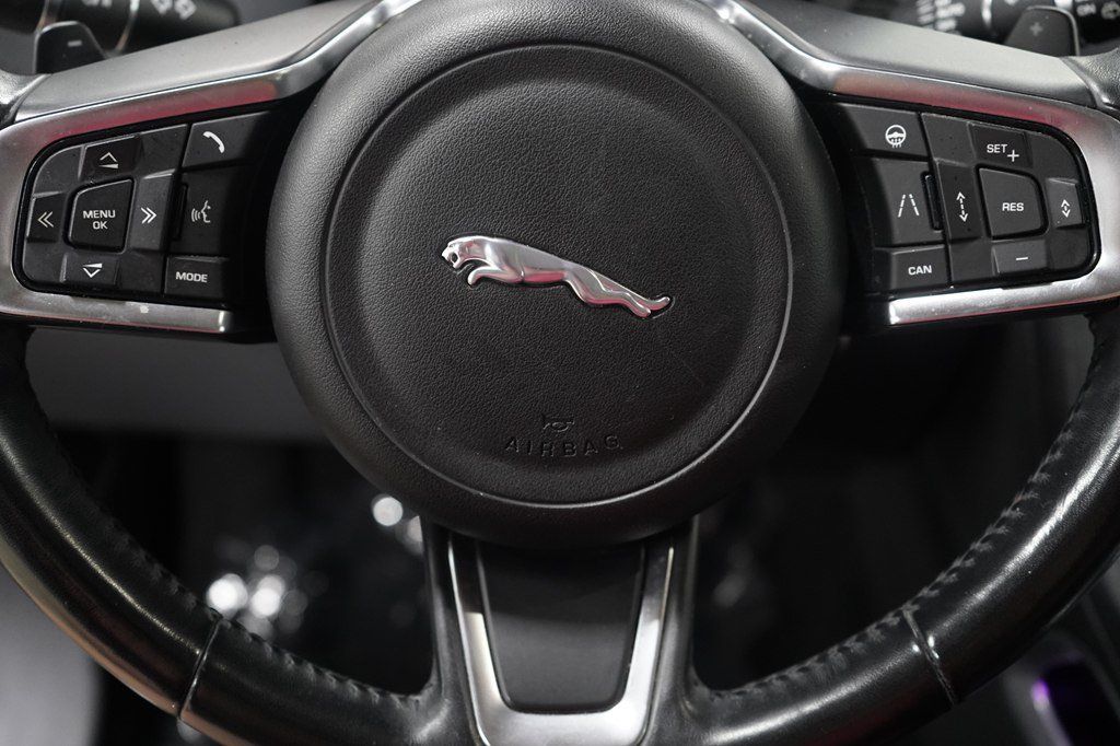 Used 2019 Jaguar F-PACE Portfolio AWD/4WD image 13