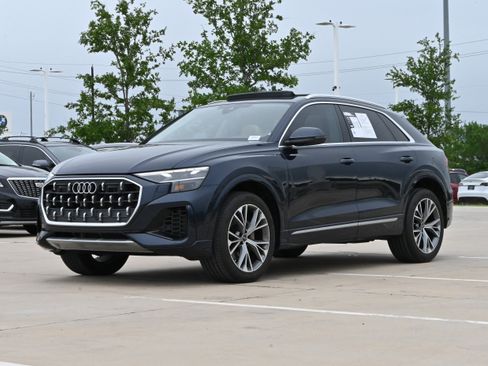 Used 2024 Audi Q8 Premium Plus AWD/4WD image 5