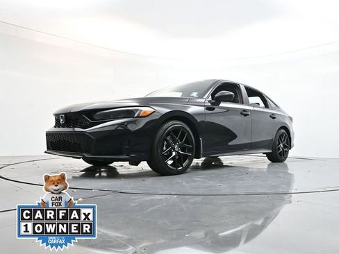 Used 2025 Honda Civic Sport image 28