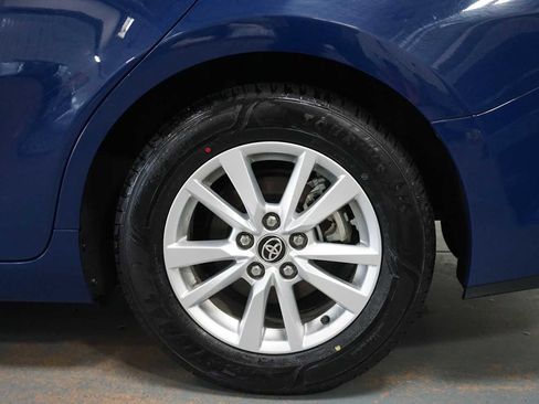 Used 2025 Toyota Camry LE image 10