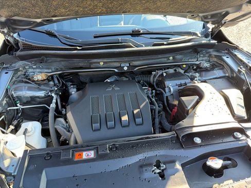 Used 2023 Mitsubishi Eclipse Cross SEL image 32