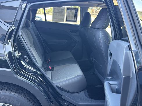 Certified 2024 Subaru Crosstrek 2.0i Premium AWD/4WD image 19