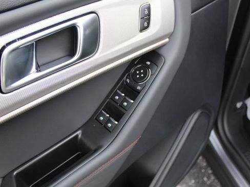 New 2026 Ford Explorer Active AWD/4WD image 22