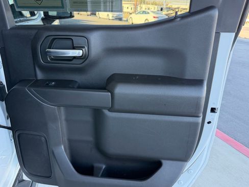 Used 2025 Chevrolet Silverado 1500 Custom Trail Boss w/ LPO, Dark Essentials Package image 23