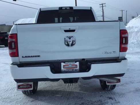 Used 2024 RAM 3500 Laramie w/ Towing Technology Group AWD/4WD image 7