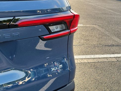 Certified 2025 Toyota Grand Highlander AWD image 12