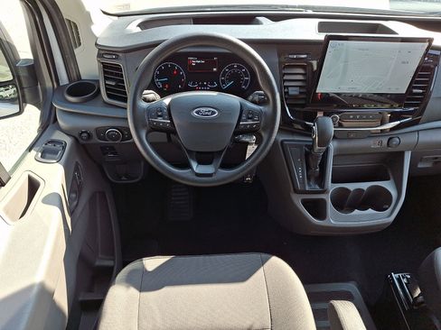 Used 2024 Ford Transit 350 XLT RWD image 13