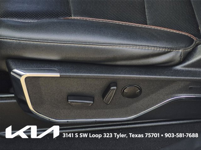 Used 2023 Ford F250 Lariat w/ FX4 Off-Road Package AWD/4WD image 22