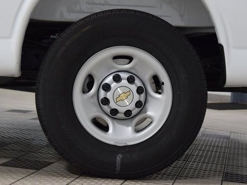 New 2025 Chevrolet Express 2500 w/ Driver Convenience Package image 15