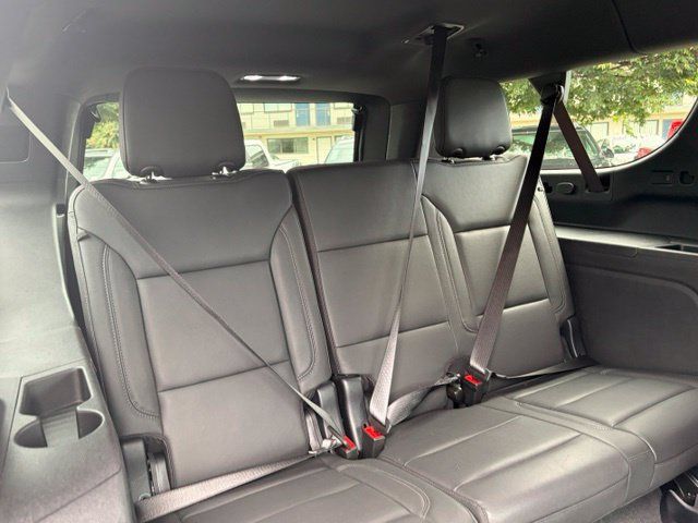 Used 2025 Chevrolet Suburban LT w/ Comfort Package AWD/4WD image 31