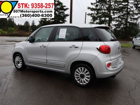 Used 2014 FIAT 500L Easy w/ Popular Equipment Group FWD image 9