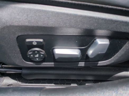Used 2025 BMW 840i w/ Driving Assistance Package RWD image 22