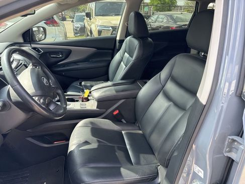 Certified 2023 Nissan Murano SV w/ SV Midnight Edition Package image 6