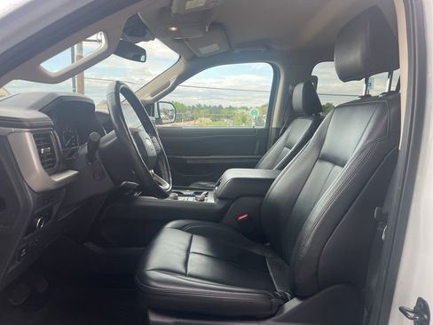 Used 2024 Ford Expedition Max XLT AWD/4WD image 8