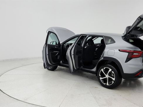 Used 2024 Chevrolet Trax RS FWD image 10