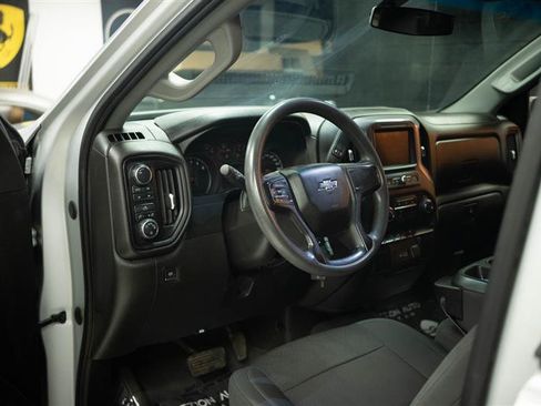 Used 2021 Chevrolet Silverado 1500 Custom Trail Boss AWD/4WD image 8