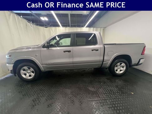 Used 2026 RAM 1500 Big Horn AWD/4WD image 8