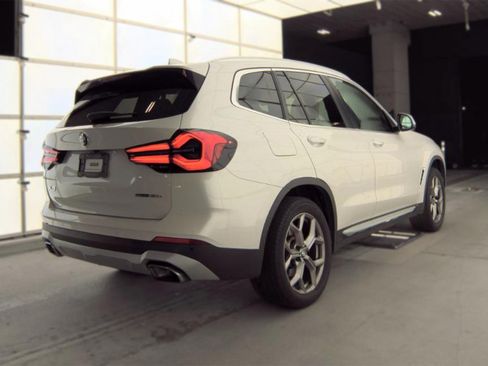 Used 2022 BMW X3 sDrive30i RWD image 2