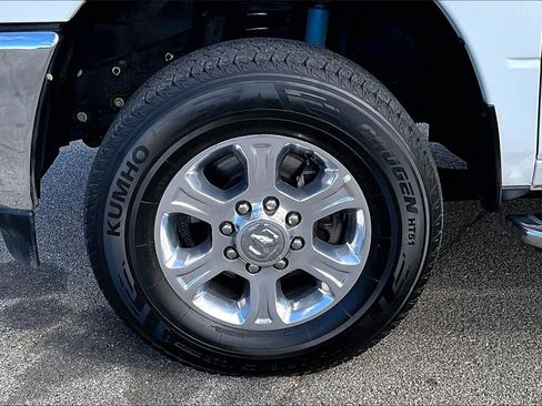 Used 2024 RAM 2500 Big Horn w/ Off Road Package image 8