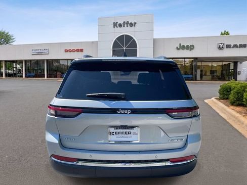 Certified 2025 Jeep Grand Cherokee Limited AWD/4WD image 5
