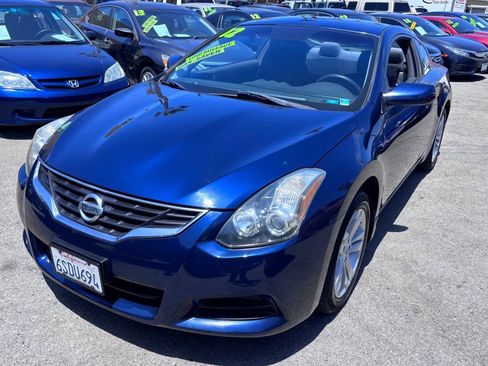 Used 2012 Nissan Altima 2.5 S FWD image 2