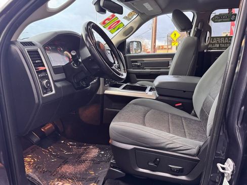 Used 2015 RAM 1500 Classic SLT w/ Luxury Group image 24