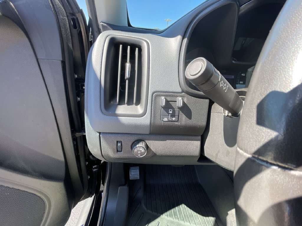 Certified 2020 Chevrolet Colorado Z71 w/ Z71 Midnight Edition RWD image 17
