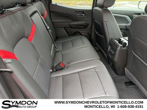 Used 2025 Chevrolet Colorado Z71 w/ Technology Package image 23