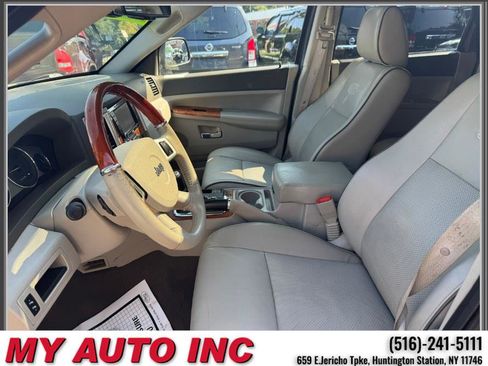 Used 2008 Jeep Grand Cherokee Overland image 25