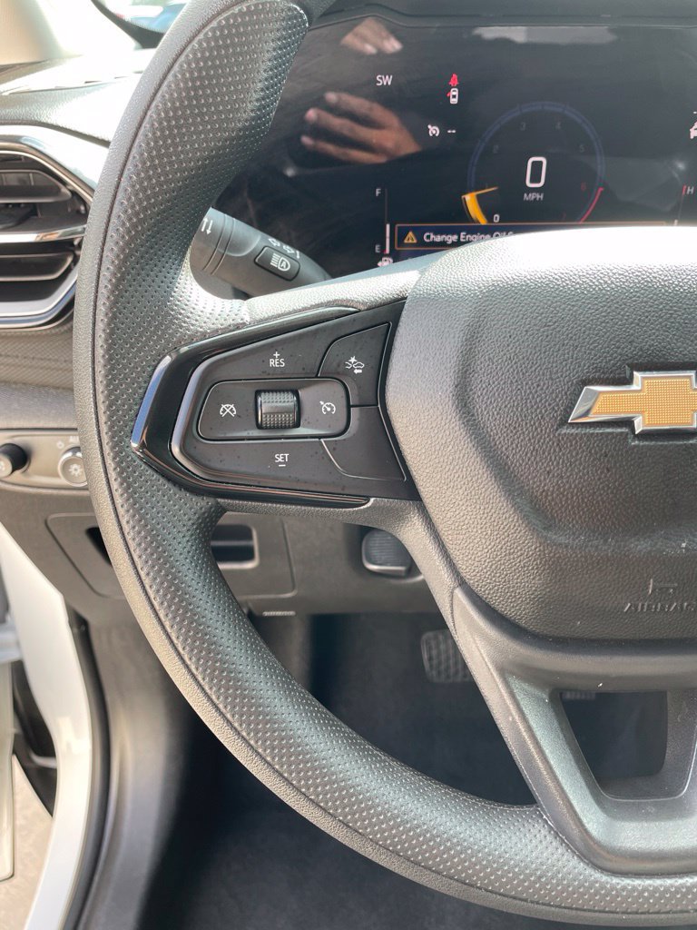 Used 2025 Chevrolet TrailBlazer LT FWD image 15
