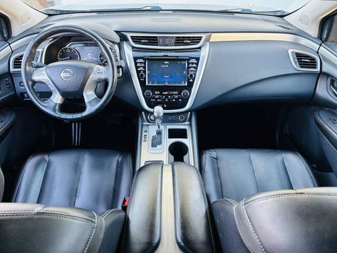 Used 2018 Nissan Murano Platinum w/ Cargo Package FWD image 12
