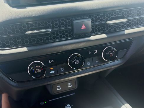 New 2027 Honda HR-V LX image 14