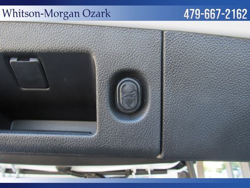 Used 2017 GMC Yukon SLE w/ SLE Value Package image 29