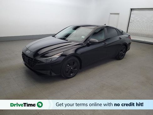 Used 2022 Hyundai Elantra SEL image 1