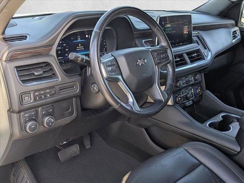 Used 2022 Chevrolet Tahoe Z71 w/ Luxury Package image 10