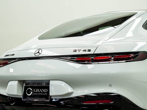 Used 2025 Mercedes-Benz AMG GT 43 image 13