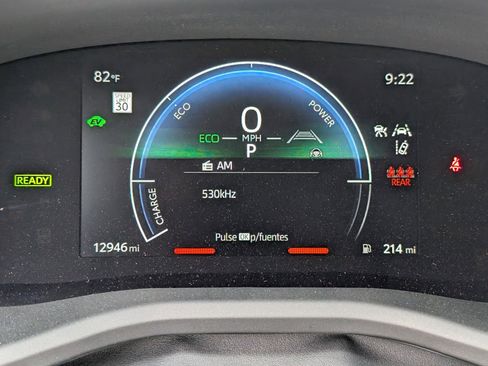 Used 2025 Toyota Camry LE w/ Convenience Package image 28