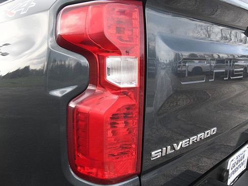 Used 2019 Chevrolet Silverado 1500 LT w/ All-Star Edition image 30