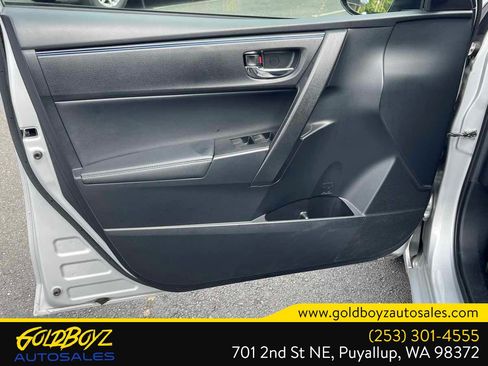 Used 2018 Toyota Corolla XSE w/ Carpet Mat Package (TMS) FWD image 11