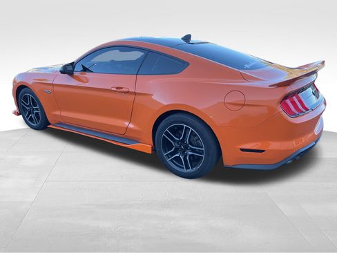 Used 2020 Ford Mustang GT Premium RWD image 7