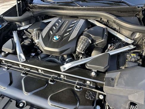Certified 2022 BMW X6 M50i image 16