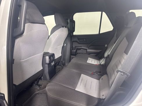 Used 2025 Toyota 4Runner TRD Off-Road image 12