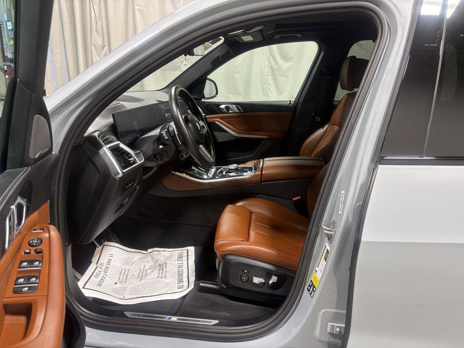Used 2024 BMW X5 xDrive40i w/ M Sport Package AWD/4WD image 21