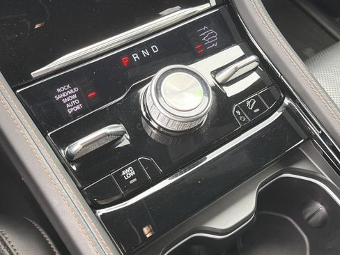 Used 2024 Jeep Grand Cherokee Summit AWD/4WD image 37
