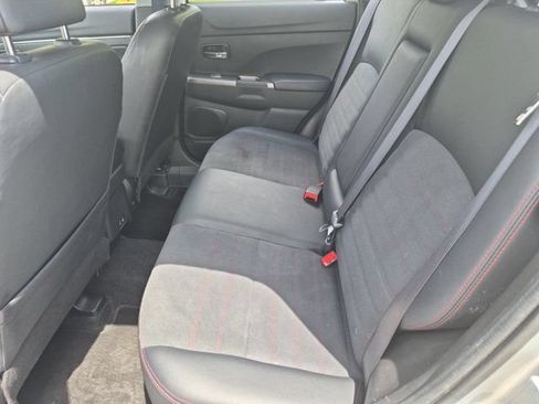 Used 2025 Mitsubishi Outlander Sport SE AWD/4WD image 27