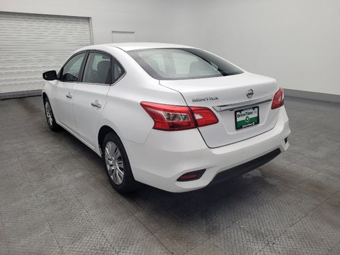 Used 2018 Nissan Sentra S image 5
