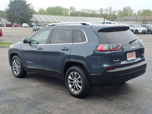 Used 2019 Jeep Cherokee Latitude Plus w/ Comfort/Convenience Group AWD/4WD image 18